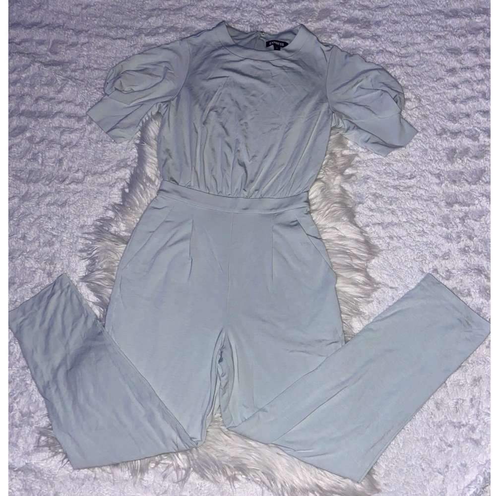 Express Jumper. Excellent condition. Never worn.